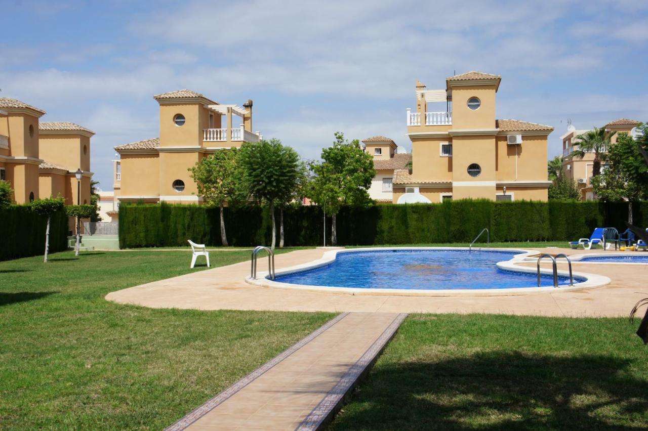 Villa Las Tres Perlas Algorfa Esterno foto