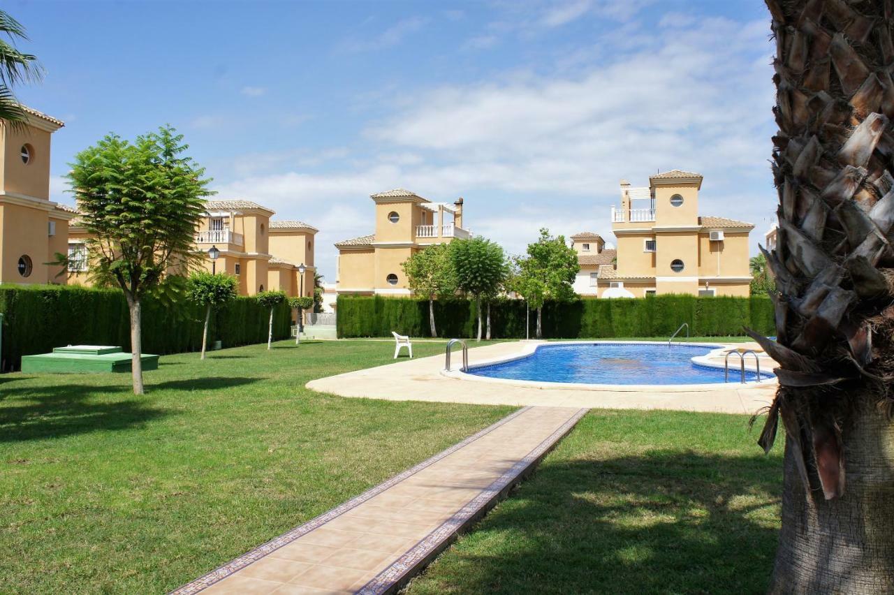 Villa Las Tres Perlas Algorfa Esterno foto